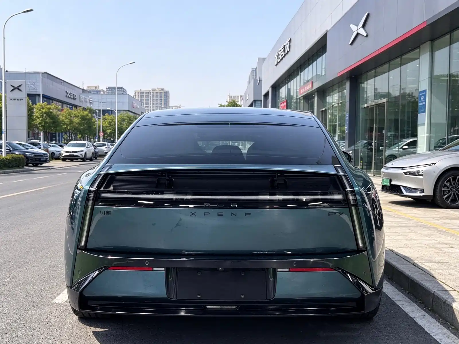 Фото 7 - XPeng P7
