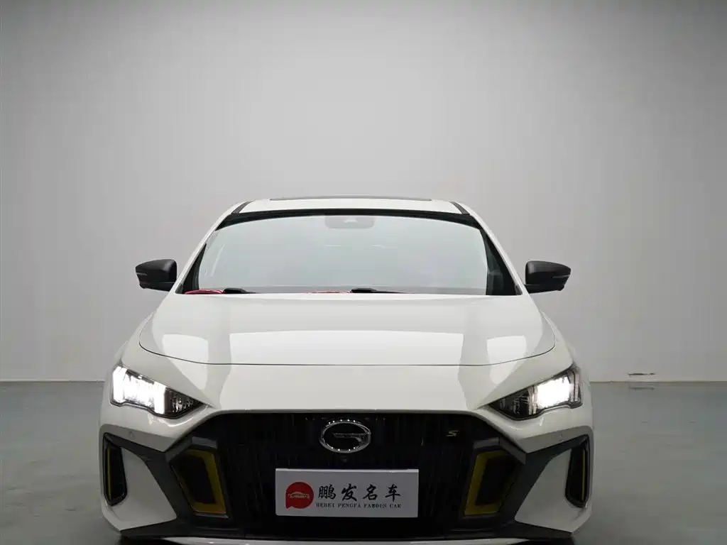 GAC Trumpchi Trumpchi Emkoo 2021 270T DCT J15 Edition фото 2