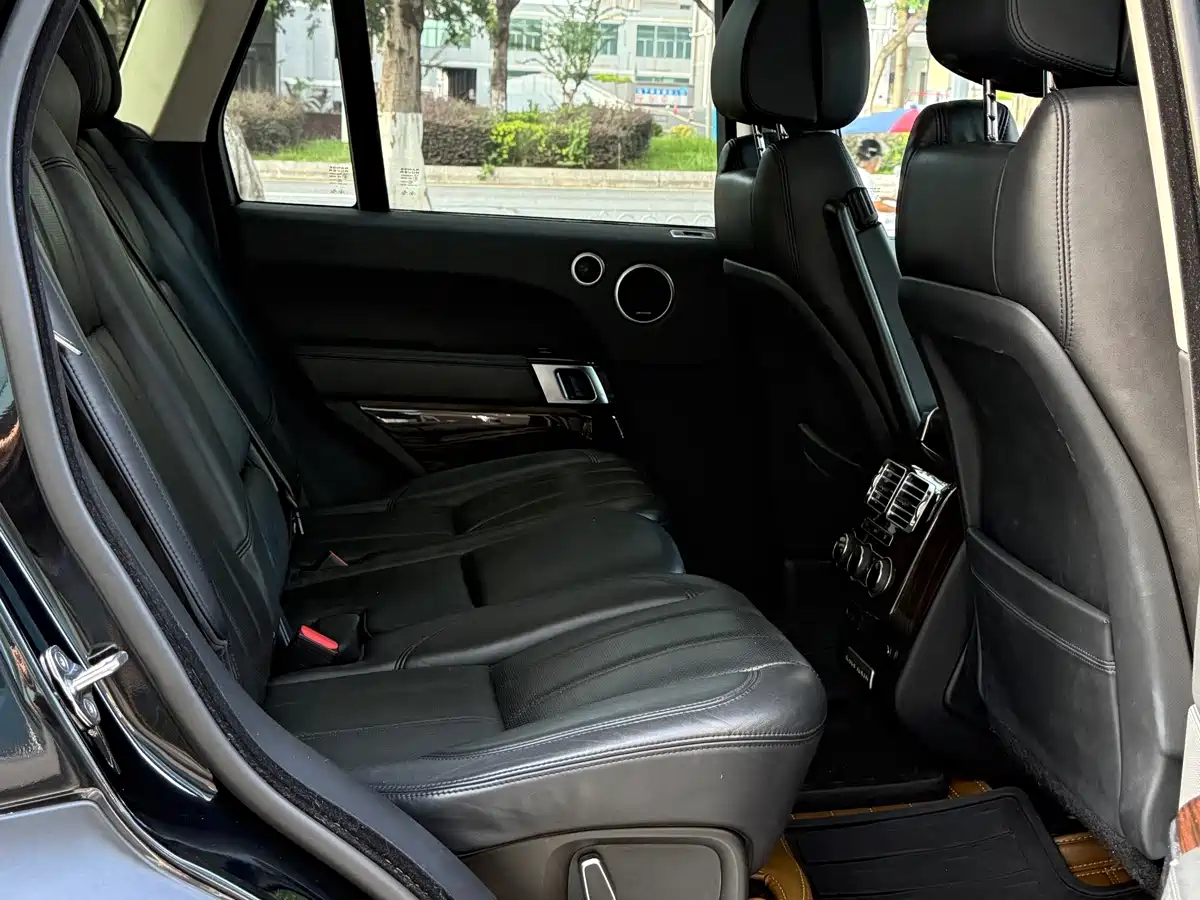 Фото 7 - Land Rover Range Rover