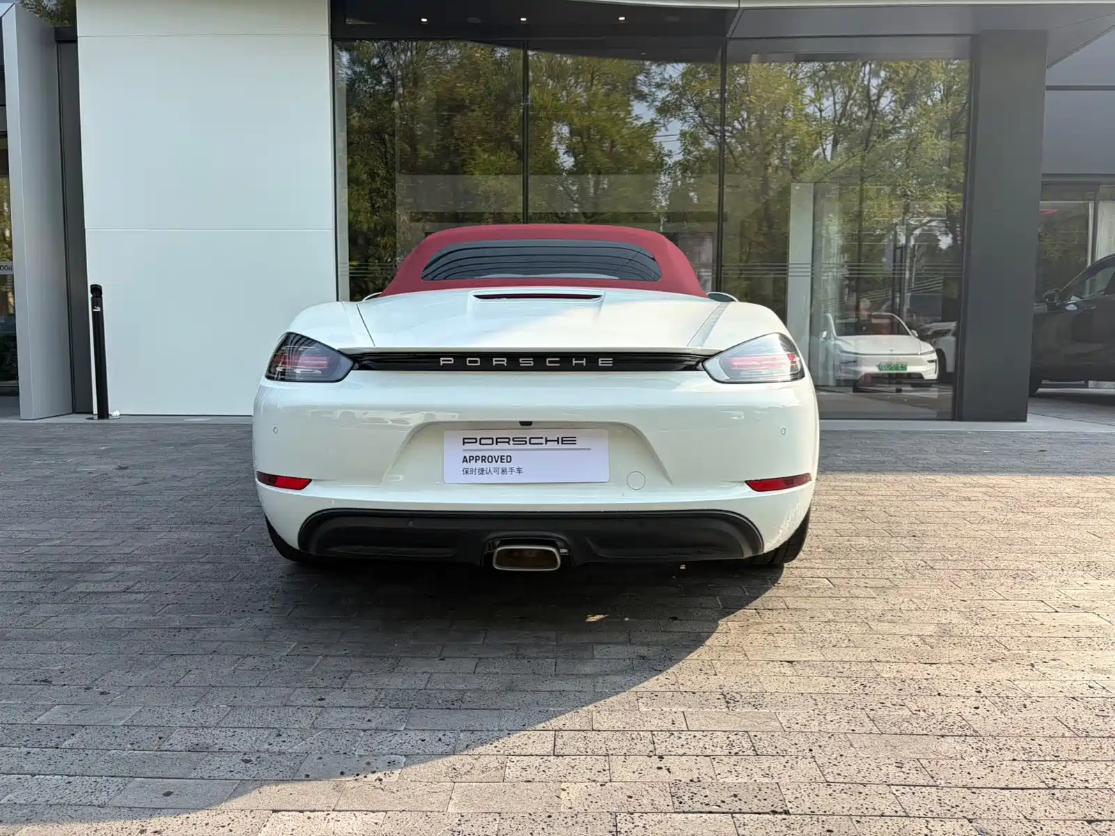 Photo 7 - Porsche 718