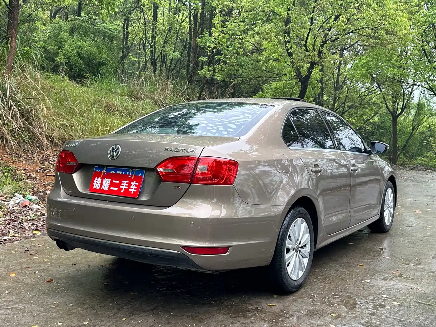 Volkswagen Sagitar 2015 230TSI Automatic Comfort фото 9