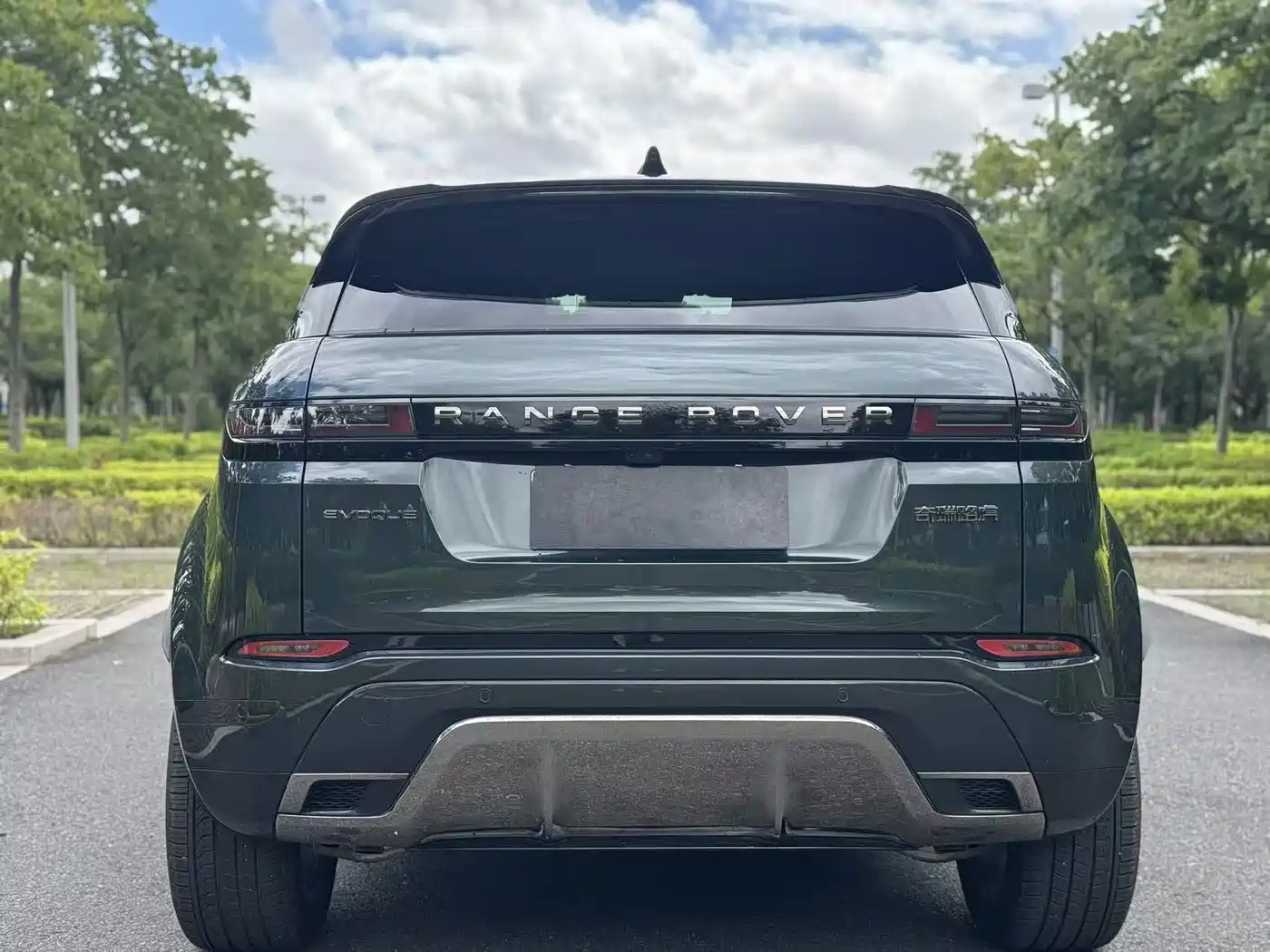 Land Rover Range Rover Evoque 2024 2024 Range Rover Evoque L 249PS Light Master Edition