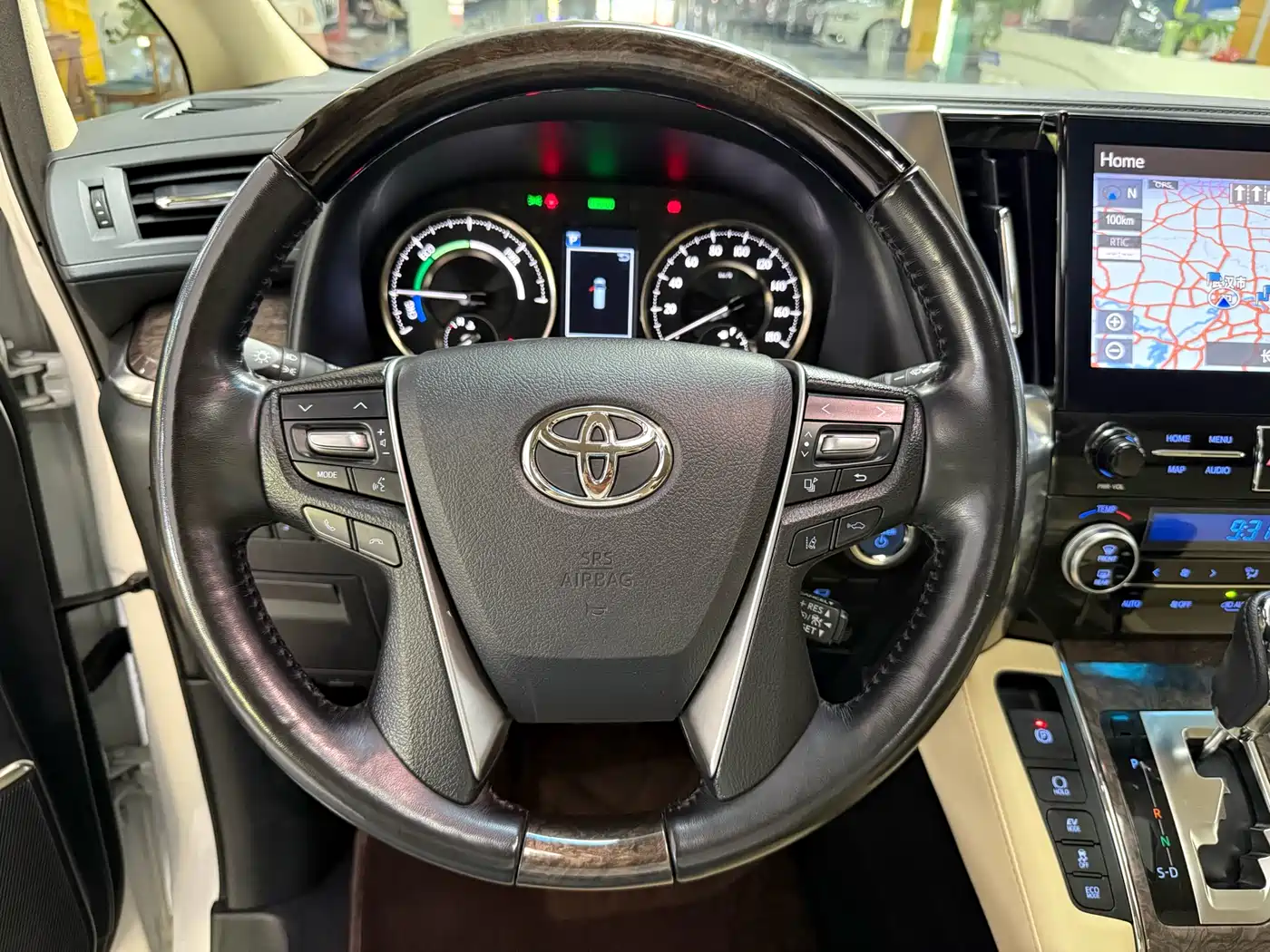 Toyota Alphard 2021 Hybrid 2.5L Premium фото 8