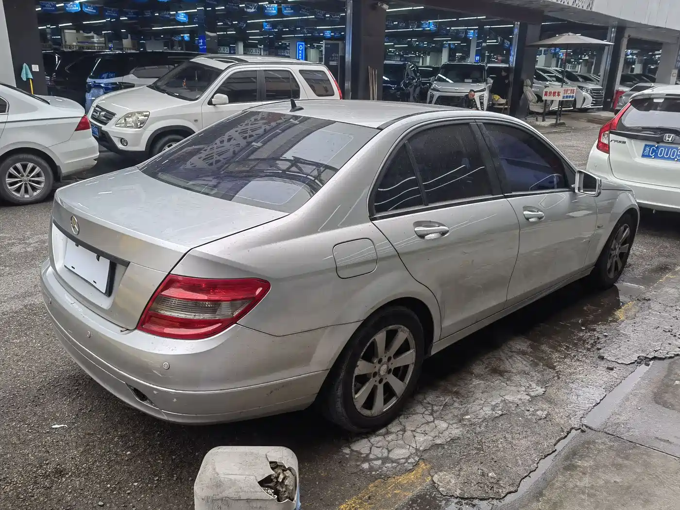 Mercedes-Benz C-Class 2010 C 180K Classic фото 8
