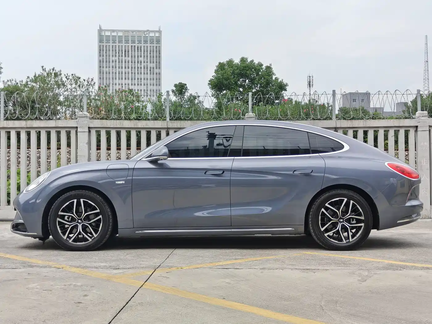 Ora Lightning Cat 2023 2022 555km Premium Edition