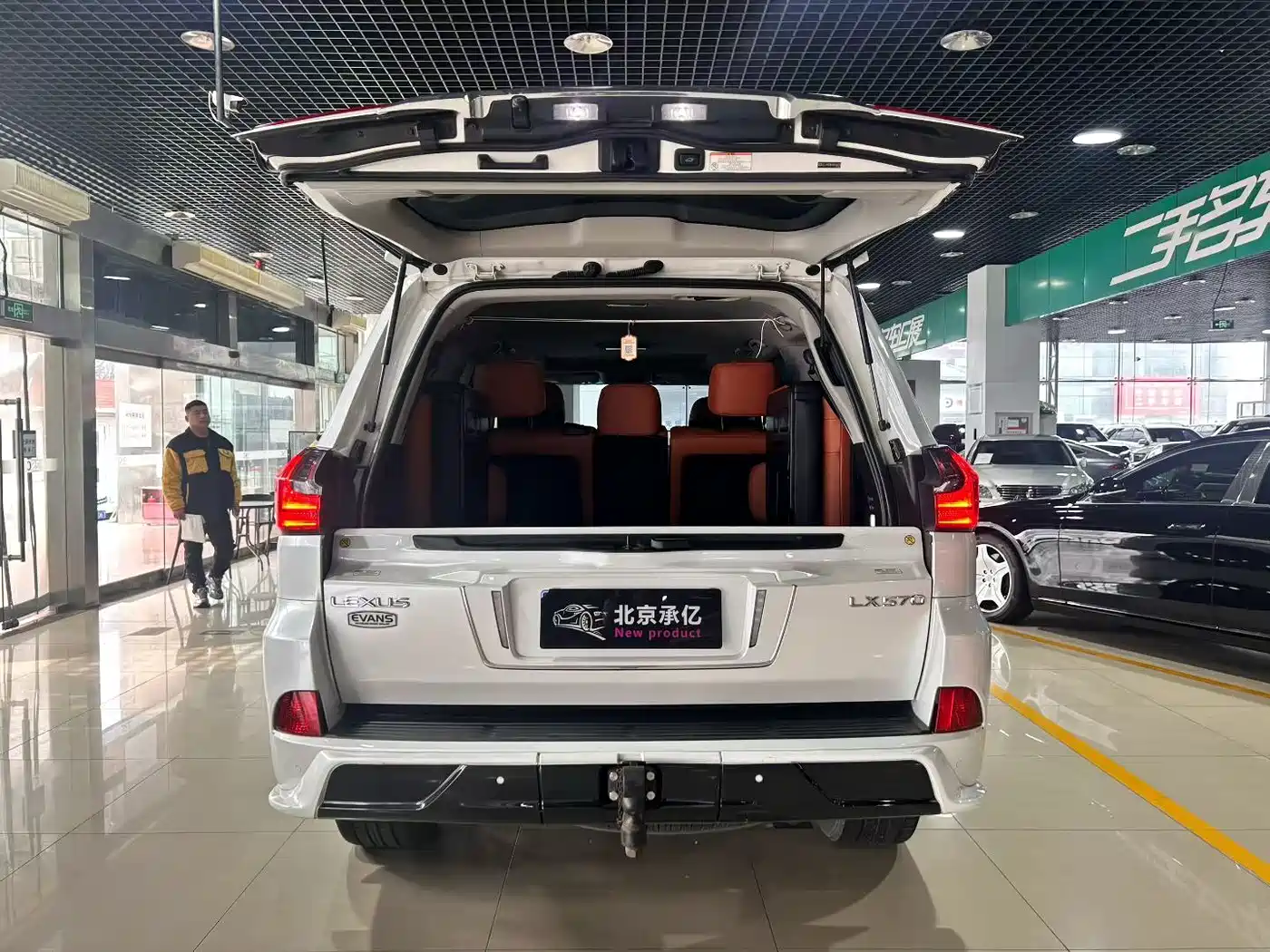 Lexus LX 2017 570 Prestige Luxury фото 8