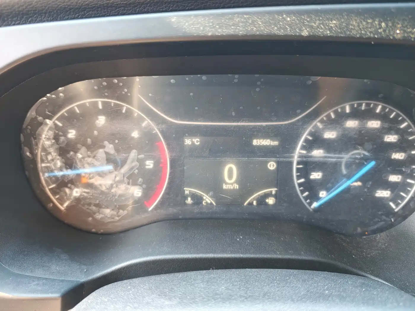 Jiangling JMC Fushun 2025 2025 Model 2.0T 8AT Diesel Medium Wheelbase Medium-High Roof Commercial Multi-purpose Vehicle 5/6 Seater