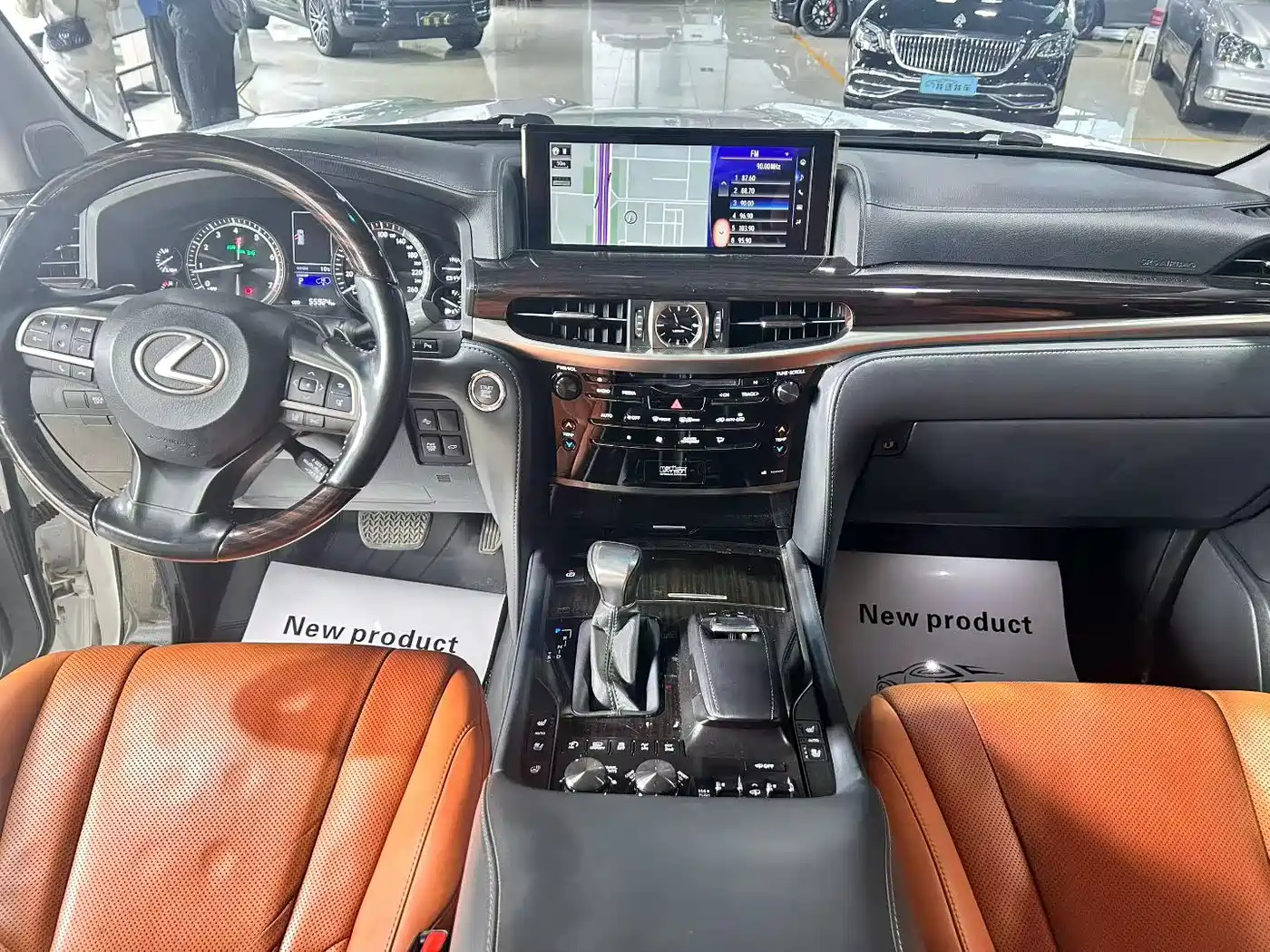 Lexus LX 2017 570 Prestige Luxury фото 4