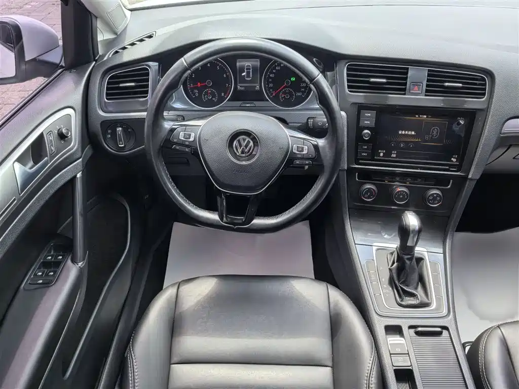 Volkswagen Golf 2019 200TSI DSG Comfort Progressive China VI фото 12