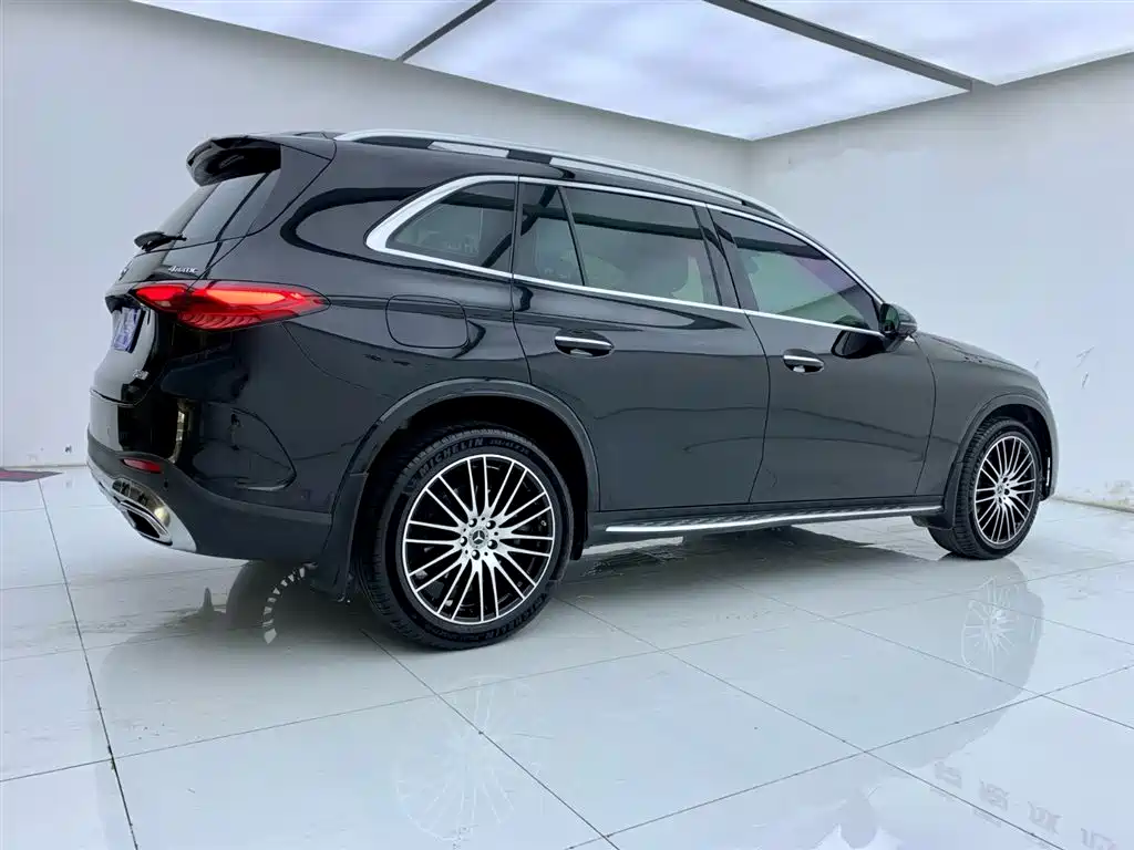 Mercedes-Benz GLC 2024 GLC 300 L 4MATIC Luxury 5-seater фото 5