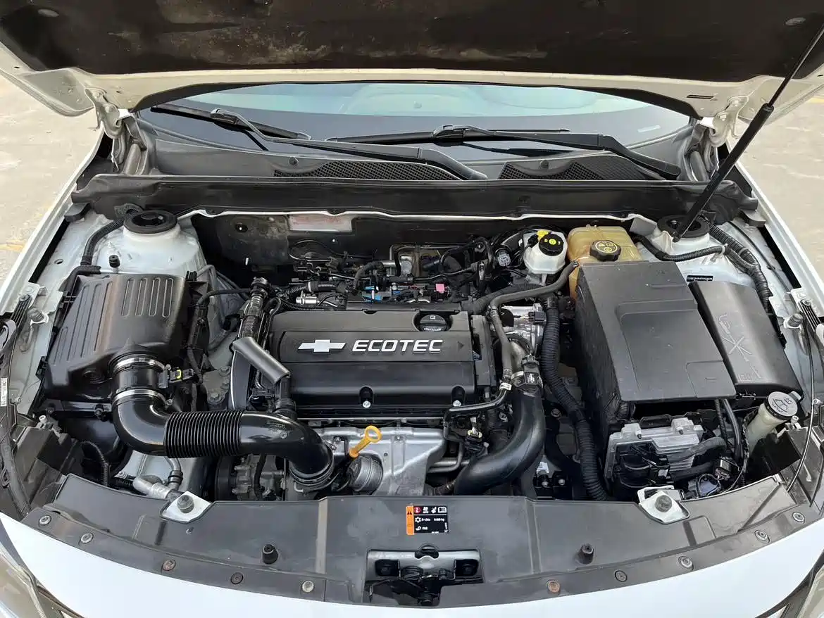 Chevrolet Malibu 2016 1.6T Automatic Luxury Edition фото 14
