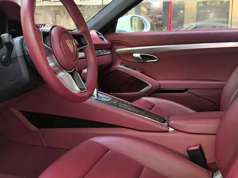 Porsche 718 2018 Cayman 2.0T фото 4