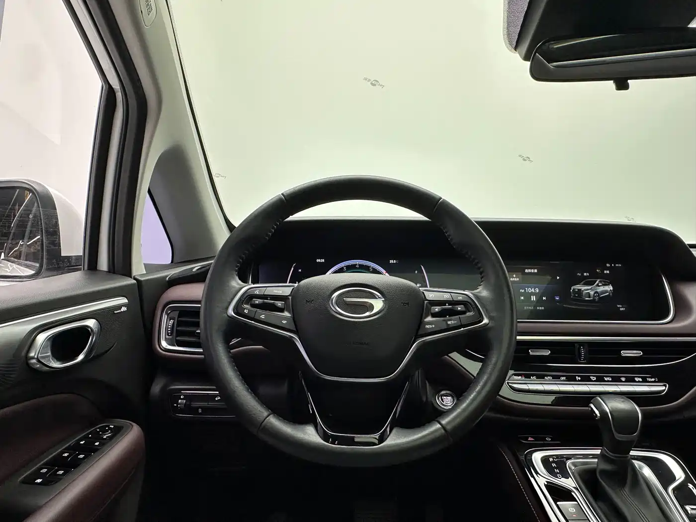 GAC Trumpchi Trumpchi M6 2023 PRO 270T DCT Premium Edition фото 16