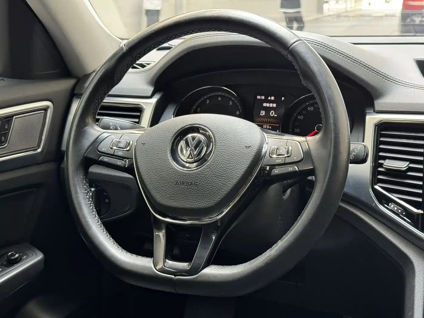 Volkswagen Teramont 2019 530 V6 4WD Luxury Edition China VI фото 7
