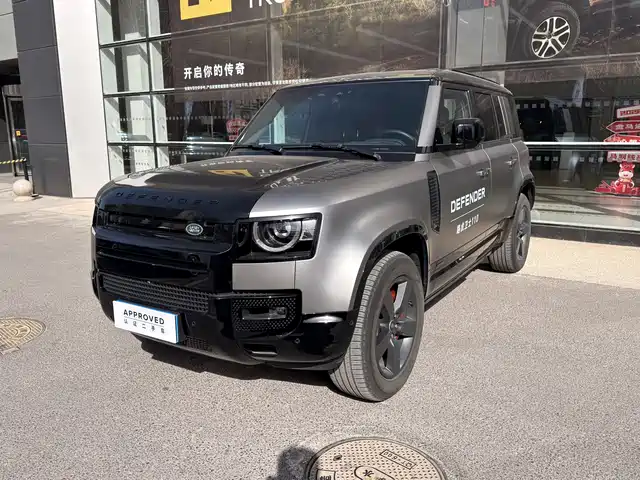 Land Rover Defender 110 3.0T P400 X