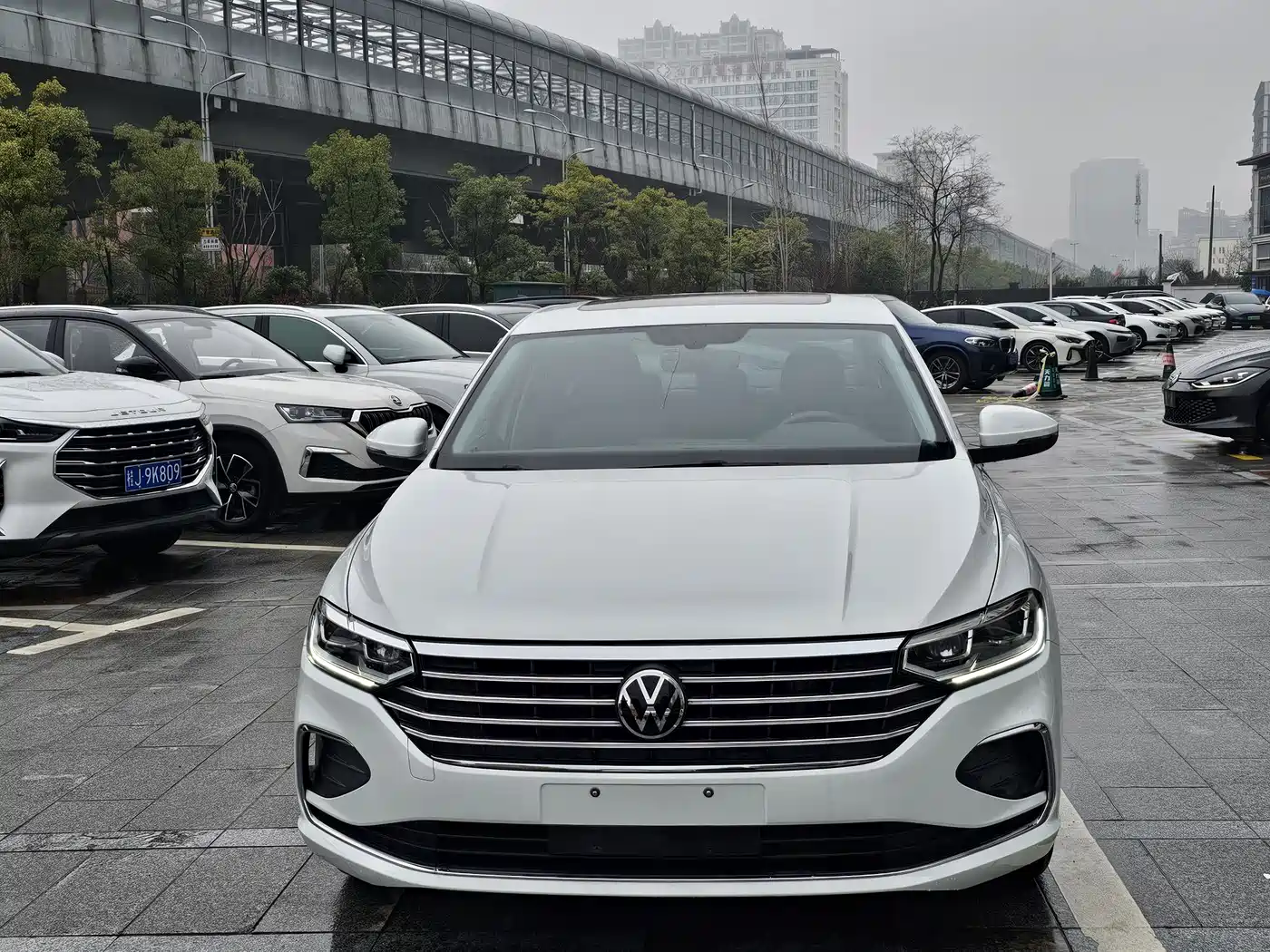 Volkswagen Lavida 2023 280TSI DSG Comfort Edition фото 2