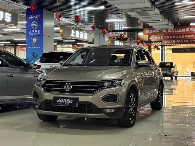 Volkswagen T-ROC 2022 280TSI DSG 2WD Comfort PLUS — фото 1