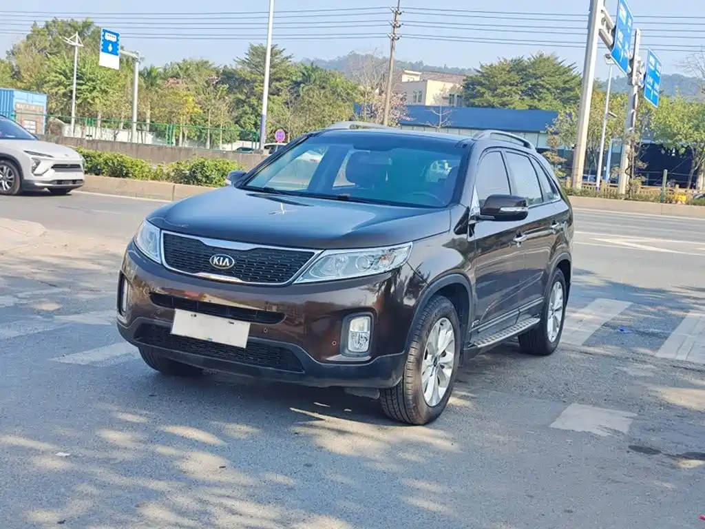 Photo 2 - Kia Sorento