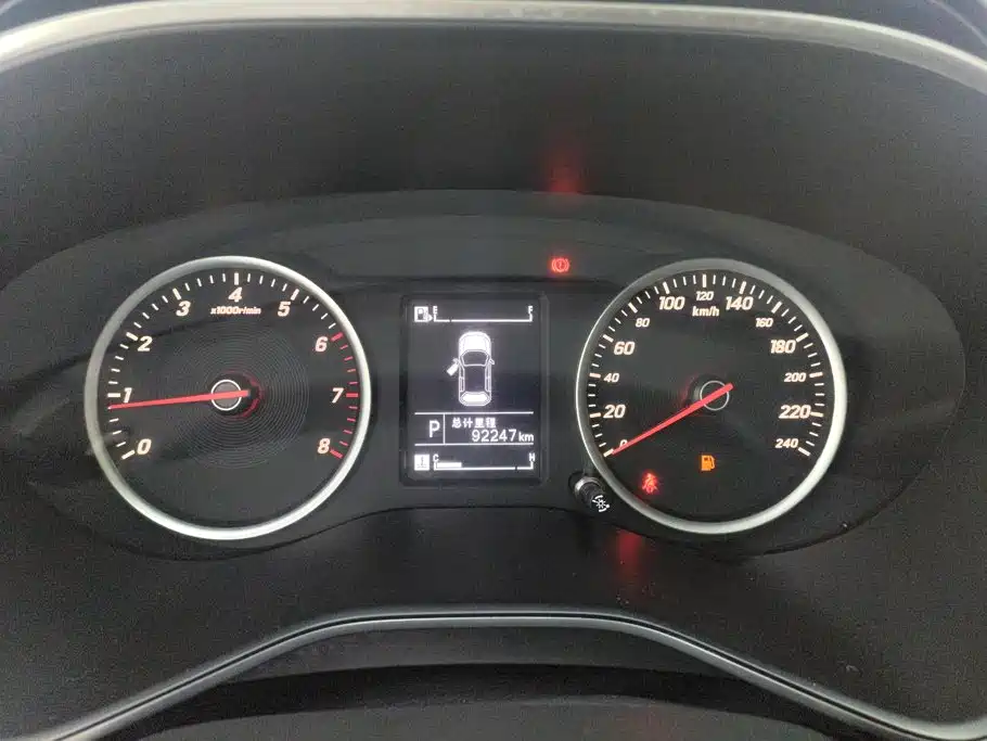 Baojun 530 2019 2019 1.5T CVT Luxury 7-seater China V