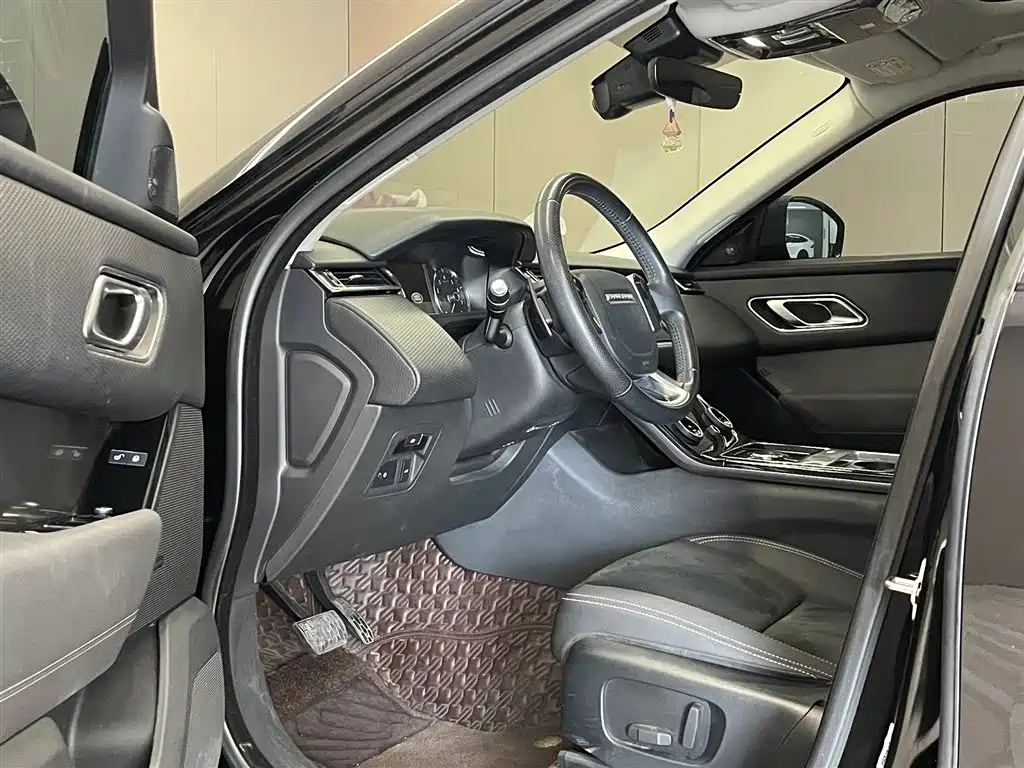 Land Rover Range Rover Velar 2019 250PS фото 16