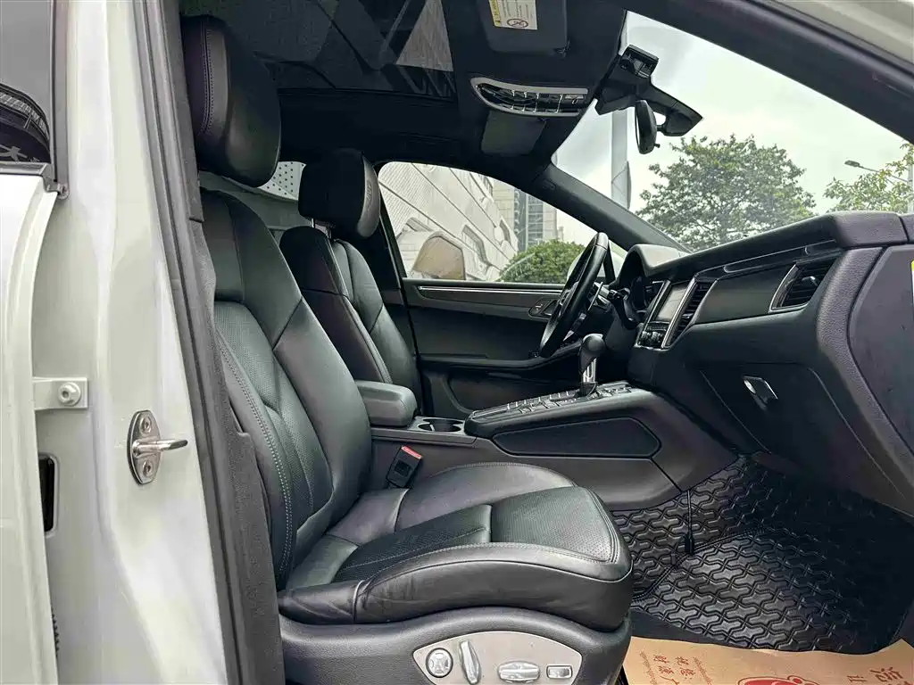 Porsche Macan 2014 Macan 2.0T фото 6