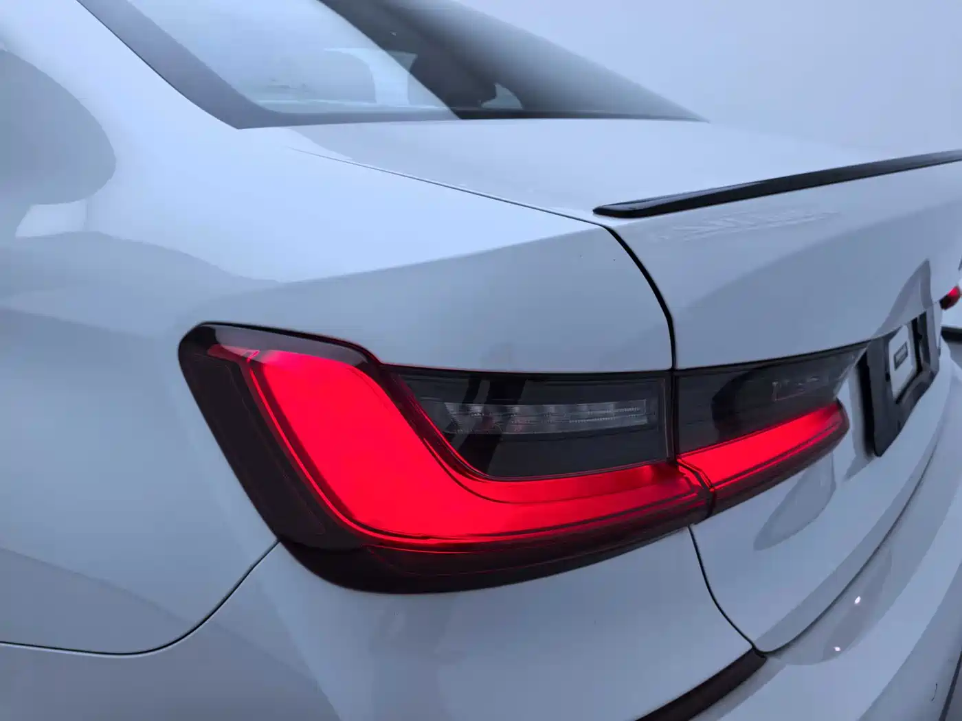 BMW 3 Series 2021 325Li M Sport Night Edition фото 10