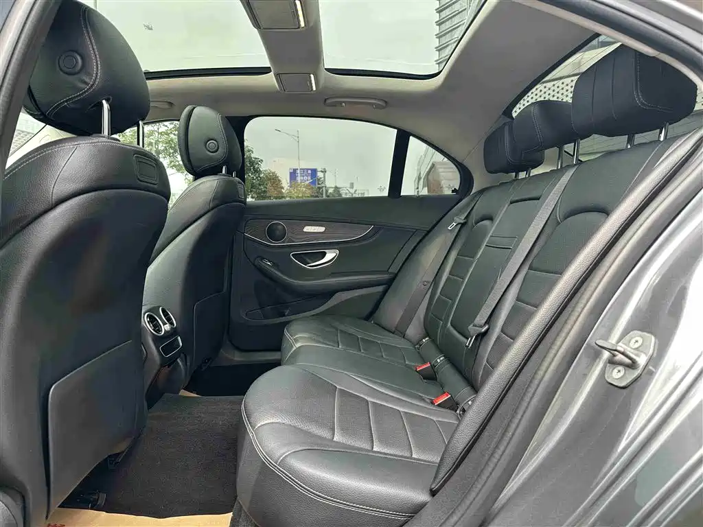 Mercedes-Benz C-Class 2019 C 260 L Sport фото 19