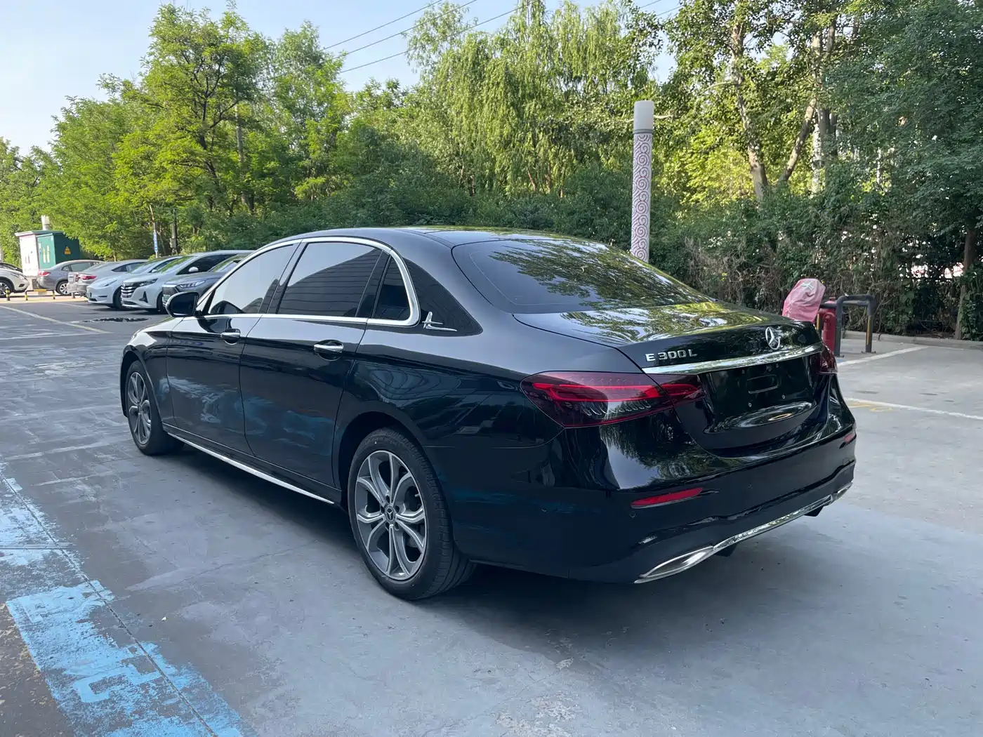 MERCEDES-BENZ E-CLASS