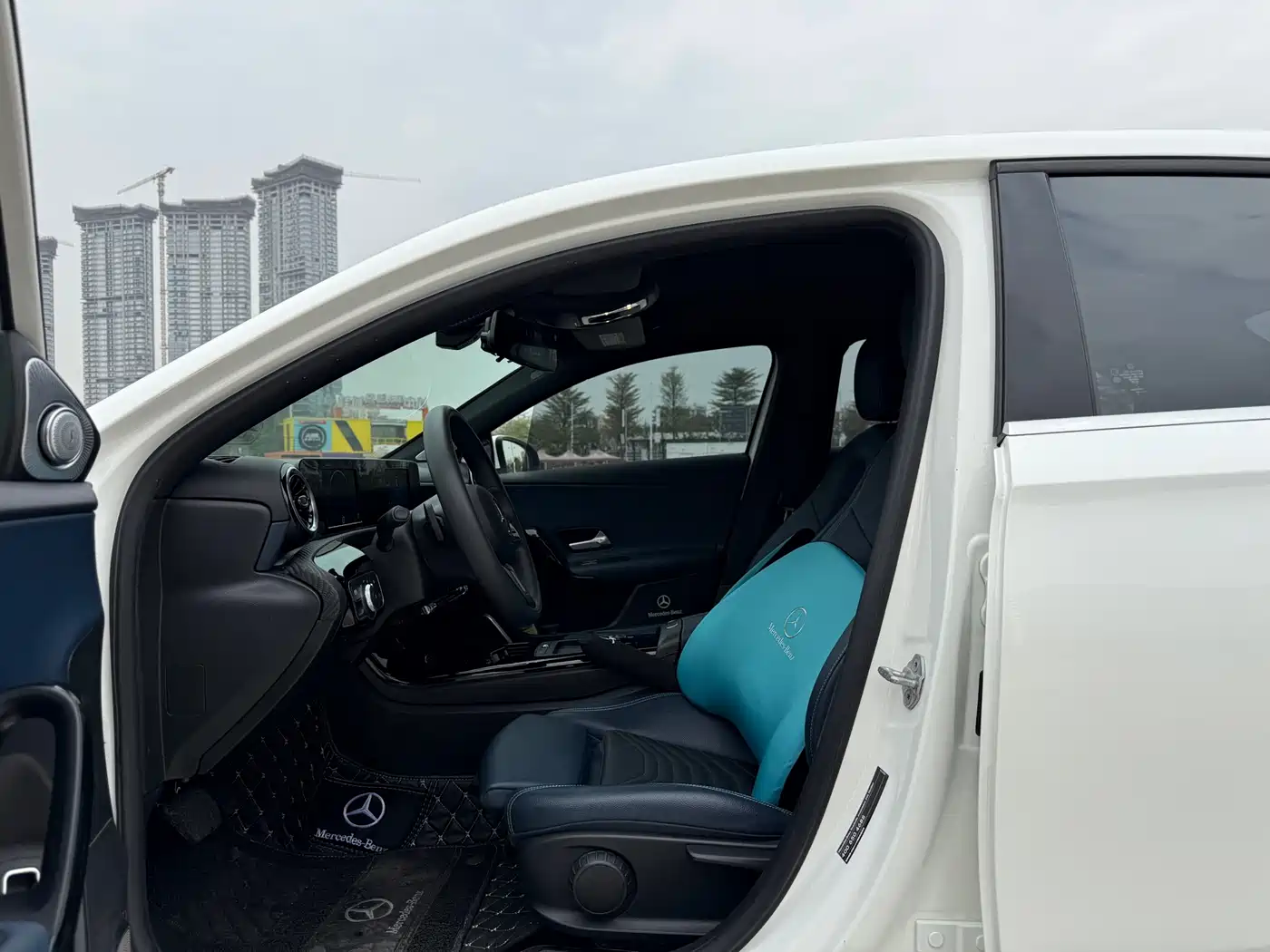 Mercedes-Benz A-Class 2020 Model Facelift A 180 L фото 12