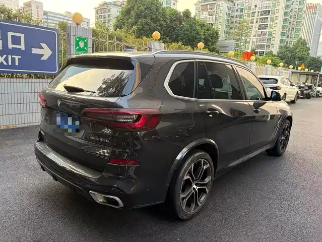 BMW X5 2022 Model xDrive 40Li M Sport Package — фото 5