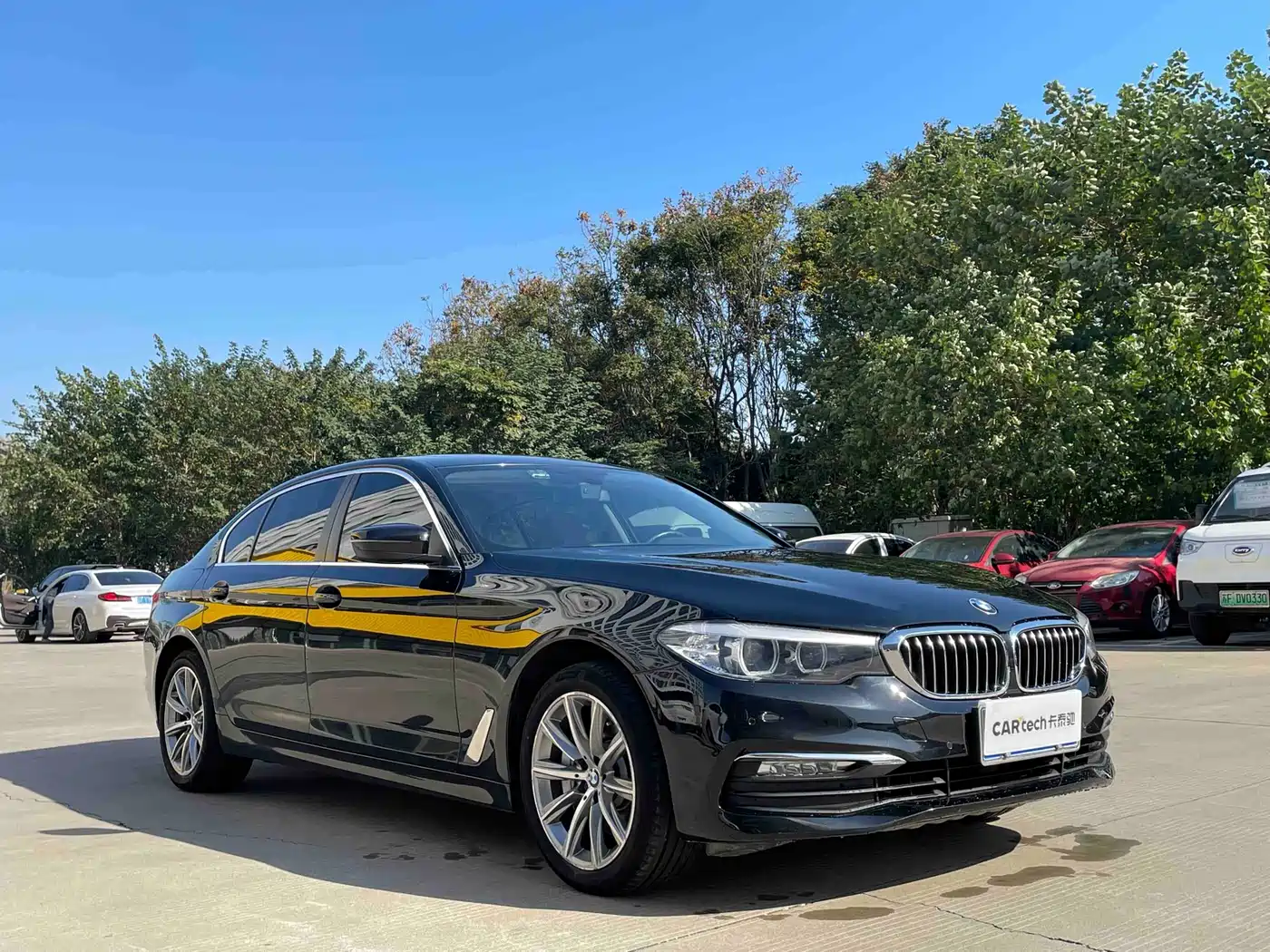 BMW 5 Series 2018 528Li Launch Special Edition фото 3