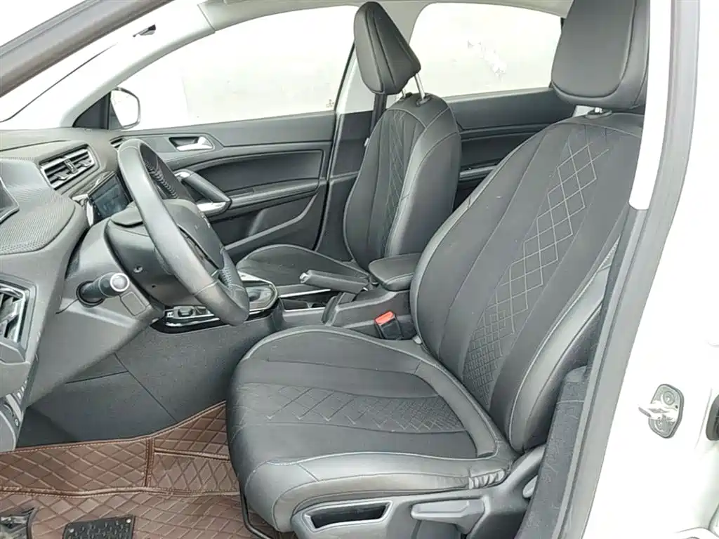 Peugeot 308 2016 1.6L Automatic Luxury фото 15