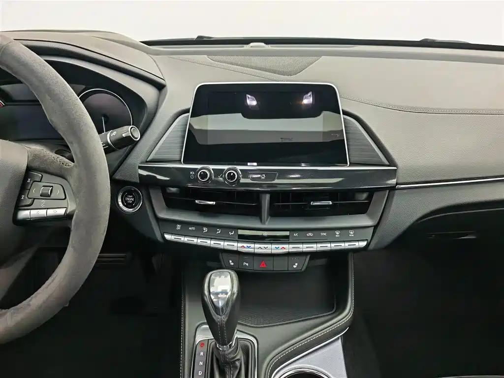 CADILLAC CT4