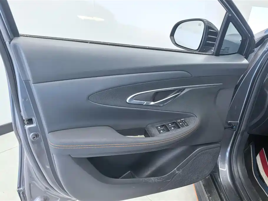 CHANGAN UNI-T