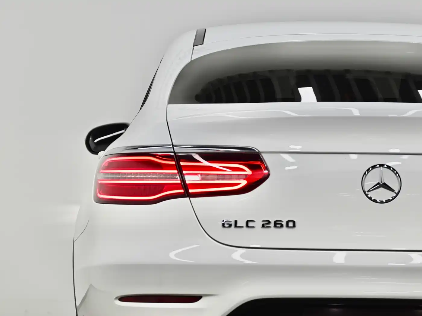 Mercedes-Benz GLC Coupe 2019 GLC 260 4MATIC Coupe SUV фото 37