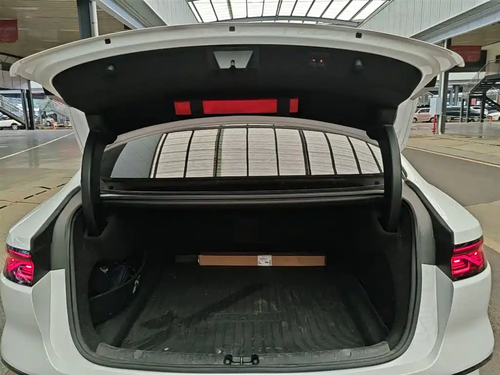 BYD HAN