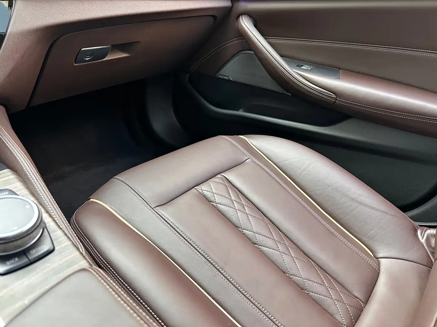 BMW 5 Series 2018 Facelift 530Li Exclusive Luxury Package фото 27