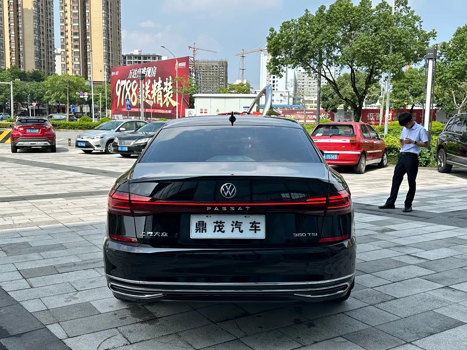 Фото 4 - Volkswagen Passat