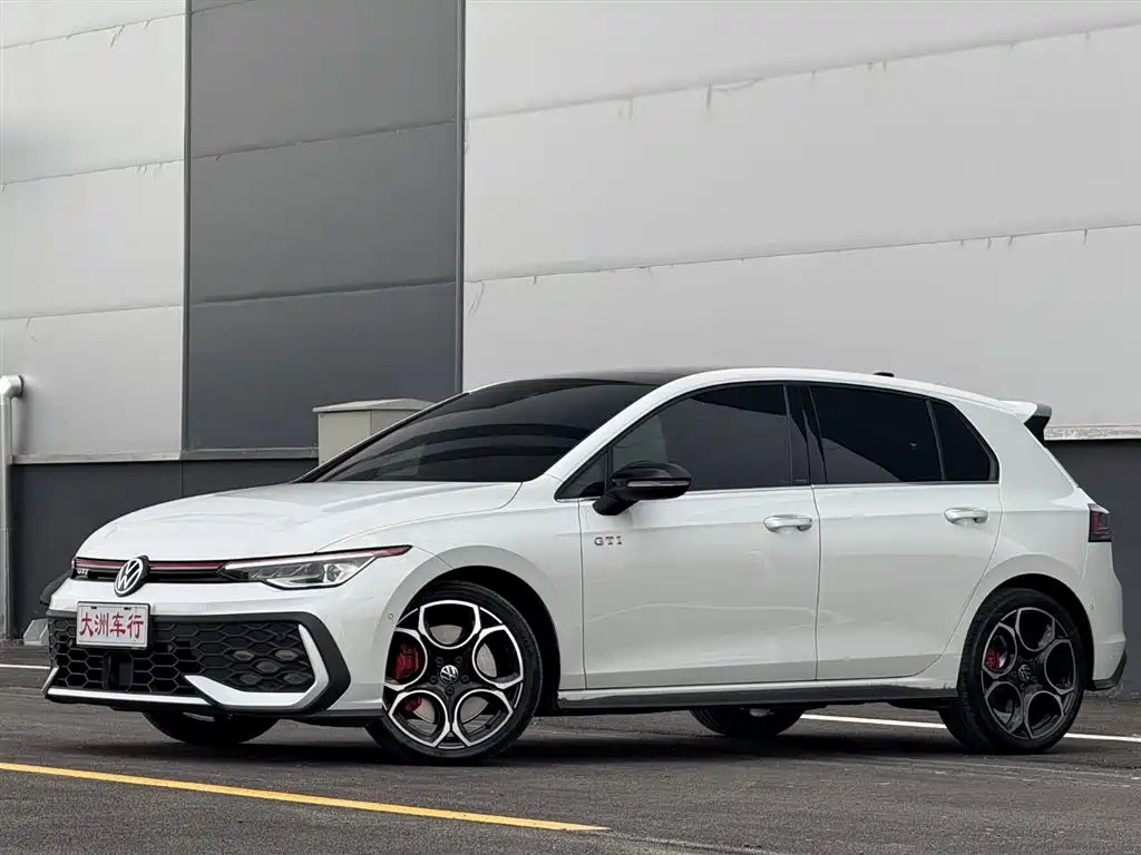 Volkswagen Golf GTI 2025 380TSI DSG GTI