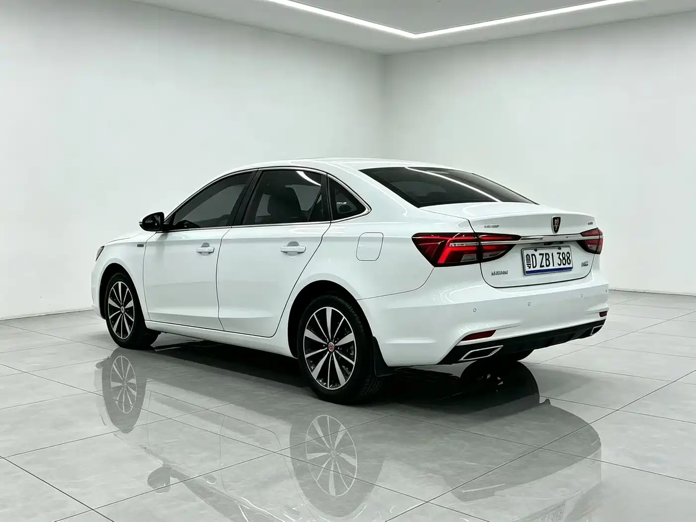 Roewe i6 2017 2017 20T Auto Internet Smart Enjoy Edition