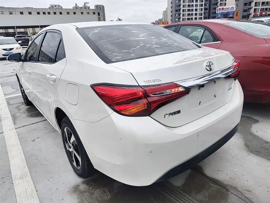 Toyota Levin 2017 Facelift 185T CVT Elite (China V) фото 5