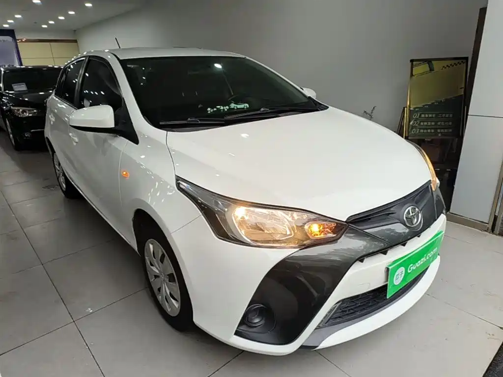 Toyota YARiS L Zhi Xuan 2016 Facelift 1.5E CVT Charming Edition фото 4