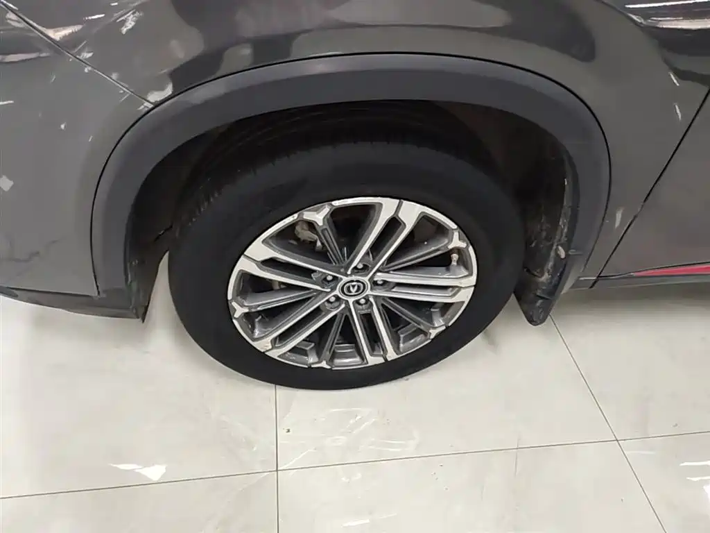 Фото 23 - Changan CS75 PLUS