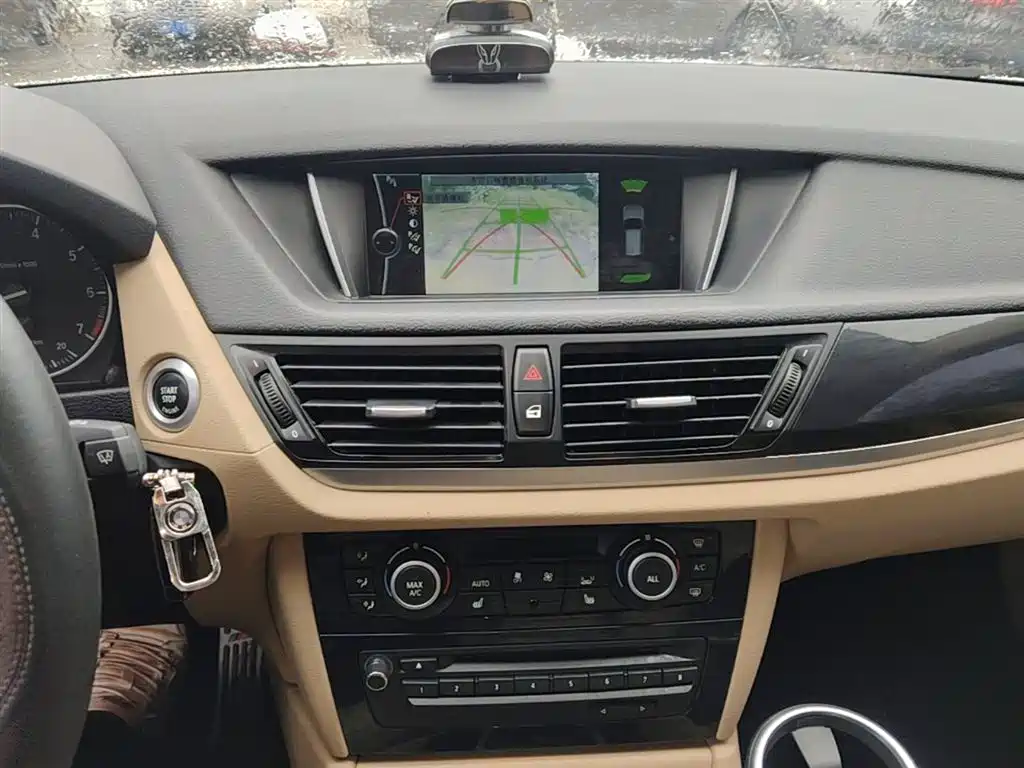BMW X1 2015 Model sDrive18i Leading Advanced Edition фото 12