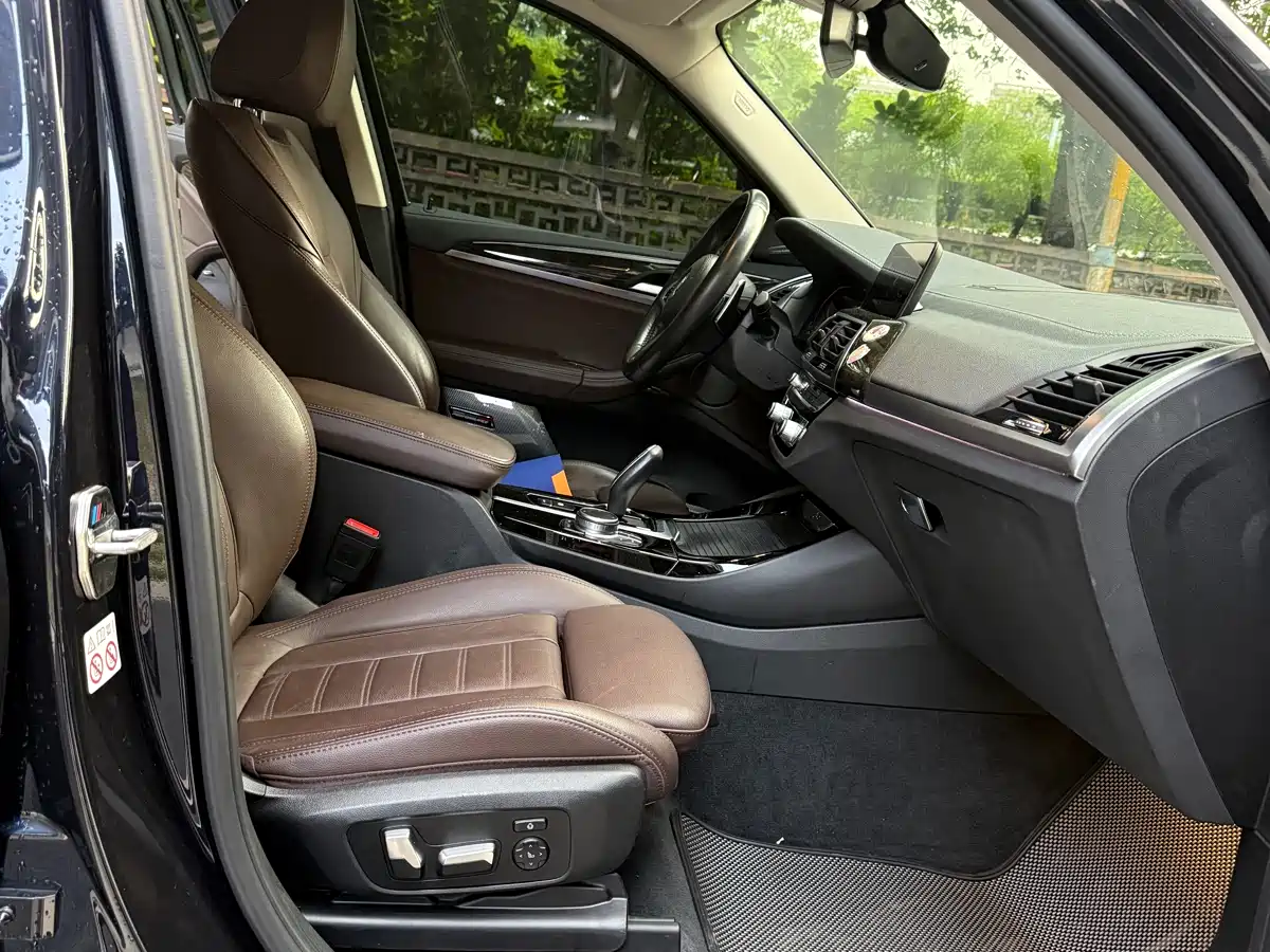 BMW X3 2021 xDrive30i Leading M Sport Package фото 8