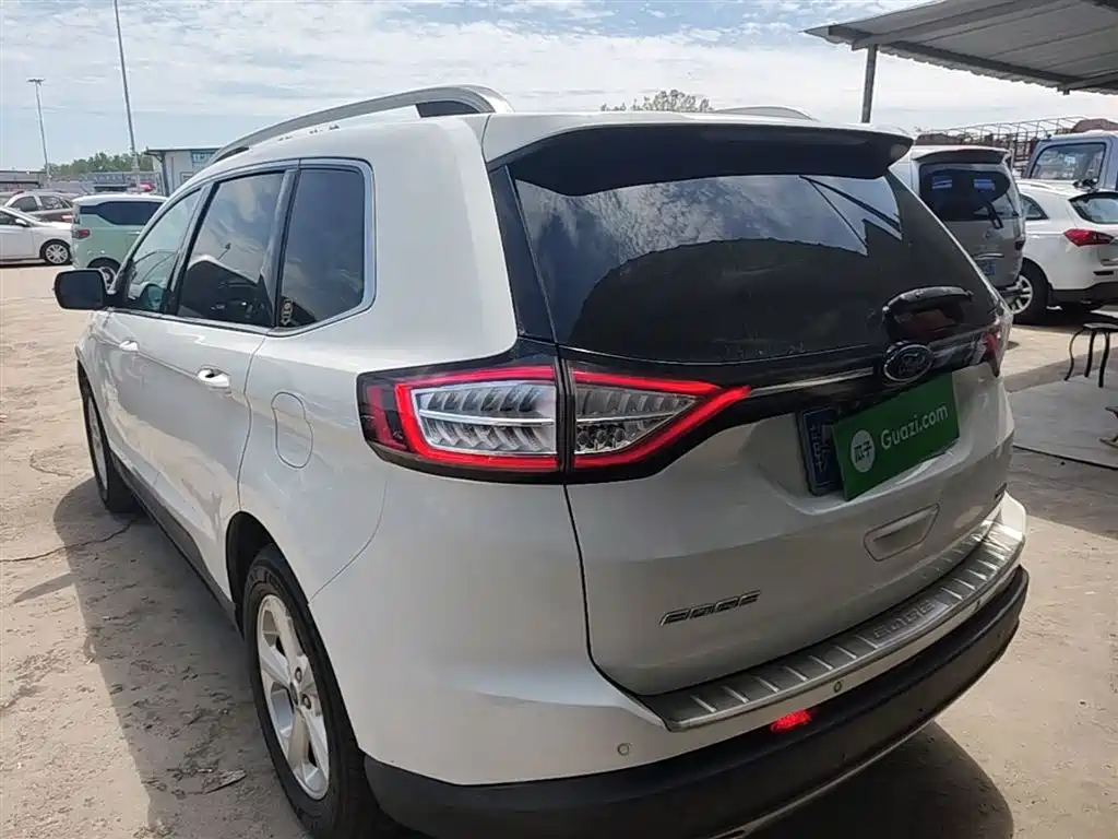 Фото 5 - Ford Edge
