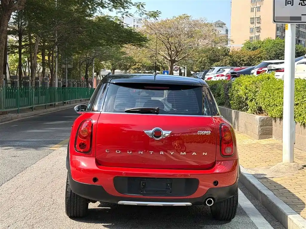 MINI COUNTRYMAN