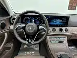 Фото 10 - Mercedes-Benz E-Class