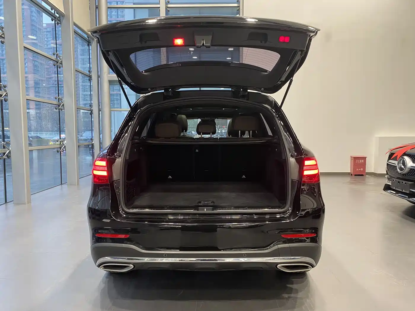 Mercedes-Benz GLC 2019 GLC 300 L 4MATIC Luxury фото 15