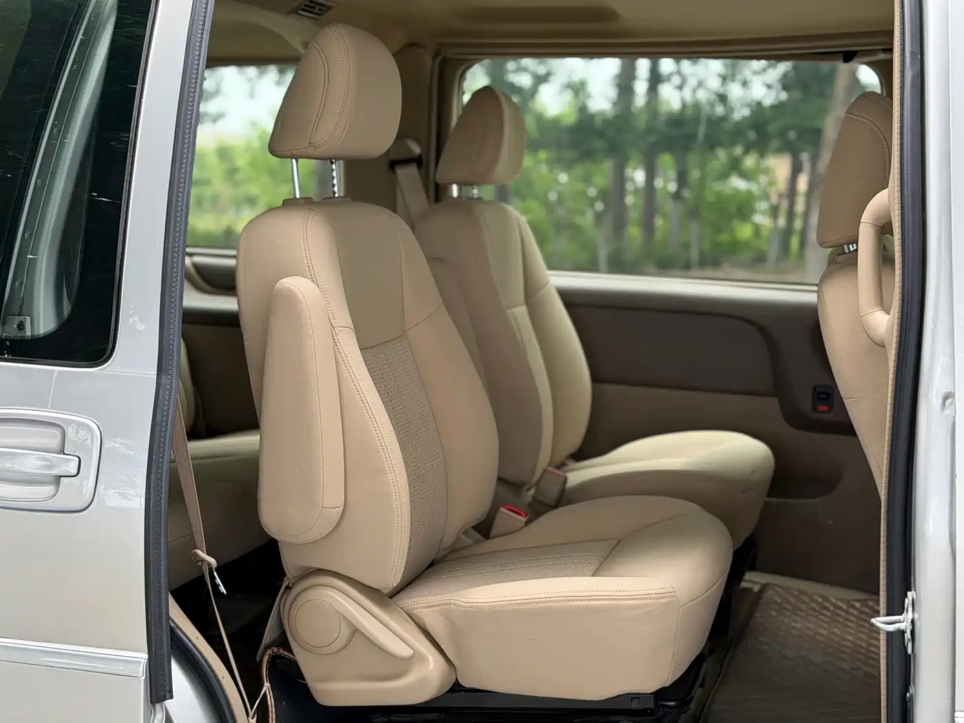 Buick GL8 2014 2.4L Classic Edition фото 12